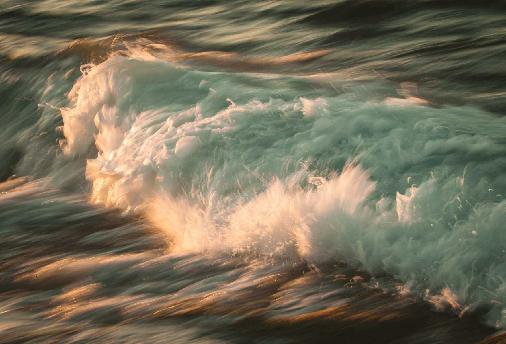 Tsunami